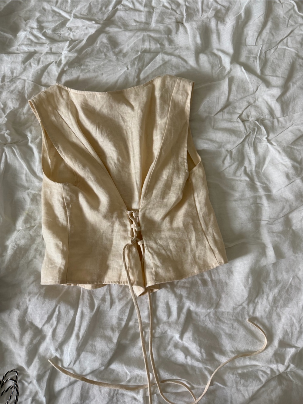 Women’s Cream Linen Button-Front Bustier - Picture 3 of 3